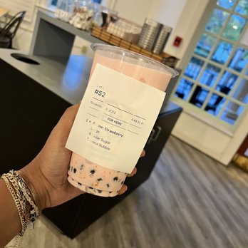 Secret Garden - Frozen Strawberry Milk Tea with boba - Coffee & Tea Near Me - Williamsburg, Virginia