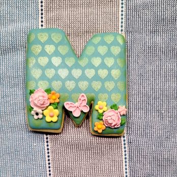 Suzy's Sweet Tooth - a decorated letter m - Do-It-Yourself Food Near Me - Montclair, California