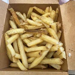 Craft Food Barn - Hot french fries!