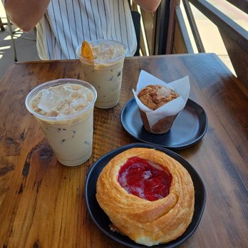 Ernest Coffee - Lavender vanilla latte, orange blossom latte, blueberry muffin, and strawberry Danish - Coffee & Tea Near Me - Palm Springs, California Ernest Coffee - Lavender vanilla latte, orange blossom latte, blueberry muffin, and strawberry Danish - Coffee & Tea Near Me - Palm Springs, California