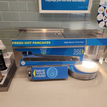 Tru By Hilton Savannah Midtown - Automated pancake making machine - Hotels Near Me - Savannah, Georgia Tru By Hilton Savannah Midtown - Automated pancake making machine - Hotels Near Me - Savannah, Georgia