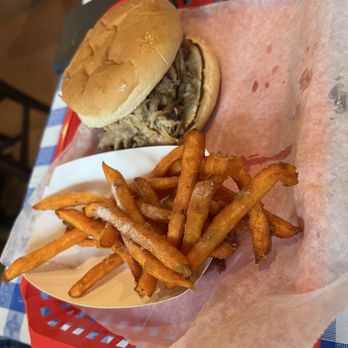 Bubba's BBQ & Bash - Lunch Special - Barbeque Near Me - Spartanburg, South Carolina Bubba's BBQ & Bash - Lunch Special - Barbeque Near Me - Spartanburg, South Carolina