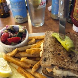 Grouper Reuben at deep water Grouper Reuben at deep water