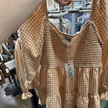 Cavender's Boot City - Checkered top - Men's Clothing Near Me - Austin, Texas Cavender's Boot City - Checkered top - Men's Clothing Near Me - Austin, Texas