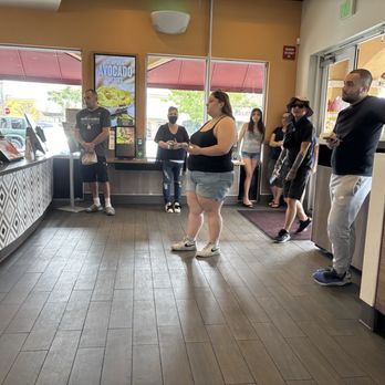 Habit Burger & Grill - People at the habit just waiting and waiting and waiting and waiting for their food - Burgers Near Me - Norwalk, California Habit Burger & Grill - People at the habit just waiting and waiting and waiting and waiting for their food - Burgers Near Me - Norwalk, California