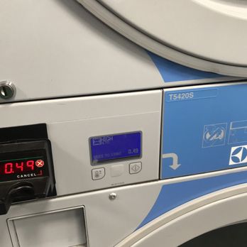 Scrubs Laundry - Big dryer - Laundromat Near Me - Chelsea, Massachusetts