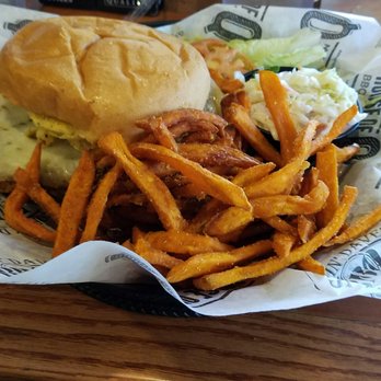 Smokin' Dave's BBQ & Brew - BBQ chicken sandwhich with sweet potatoes fried - Barbeque Near Me - Lyons, Colorado Smokin' Dave's BBQ & Brew - BBQ chicken sandwhich with sweet potatoes fried - Barbeque Near Me - Lyons, Colorado