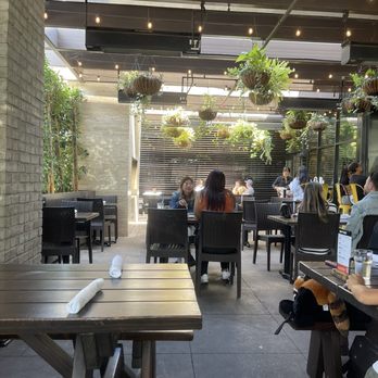 Eureka! - Bars Near Me - Cerritos, California