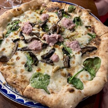 Eataly - Short Hills - Pizza Invernale. Onion Purée (the pink stuff), Portobello Mushrooms, Baby Spinach, Mozzarella, Toasted Walnuts, Shaved Truffle, Olive Oil - Pizza Near Me - Millburn, New Jersey