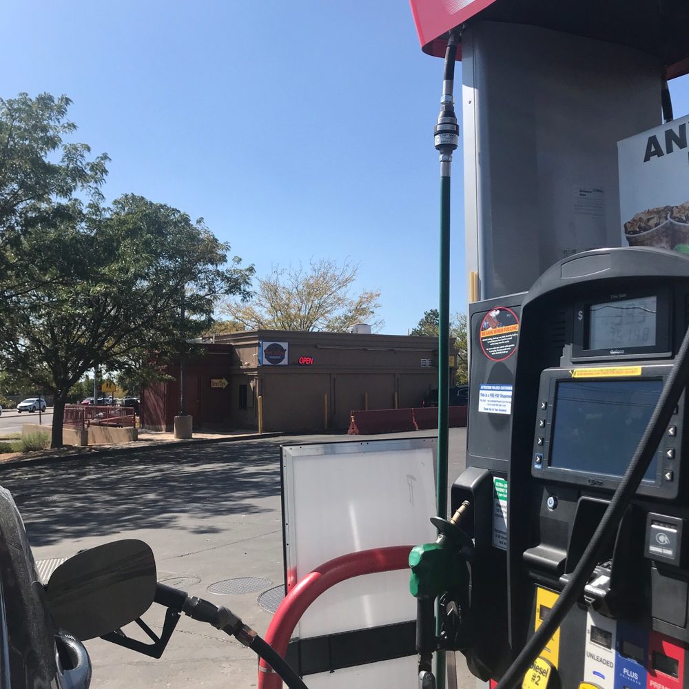 Speedway - a gas pump at a gas station - Gas Stations Near Me - Santa Fe, New Mexico