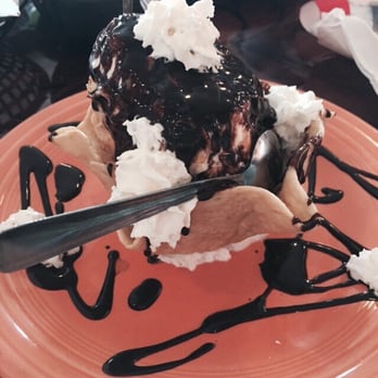 Casa Del Rio - Fried Ice Cream! - Mexican Near Me - Wadsworth, Ohio Casa Del Rio - Fried Ice Cream! - Mexican Near Me - Wadsworth, Ohio