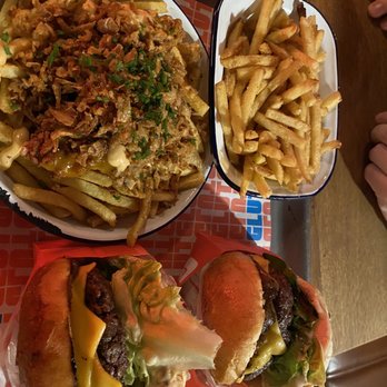 GLUT - Dirty cheeseburger Cheeseburger Dirty fries Fries - American Near Me - Oxford, OXF