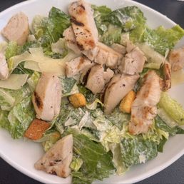 Cesar Salad with Checken Cesar Salad with Checken