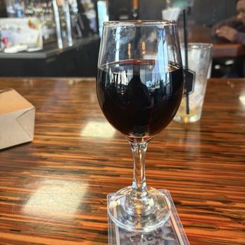 Roadie Joe’s - Pork nachos, broccoli, Glass of Cab - Burgers Near Me - Berlin, Maryland