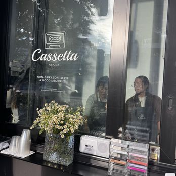 Cassetta - Window - Coffee & Tea Near Me - Beverly Hills, California