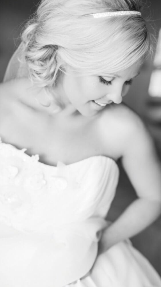 Blush Hair & Makeup Logo