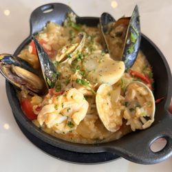 Petiscos - Seafood rice