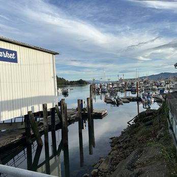 Captain's Corner - Beautiful view - Seafood Markets Near Me - Garibaldi, Oregon Captain's Corner - Beautiful view - Seafood Markets Near Me - Garibaldi, Oregon