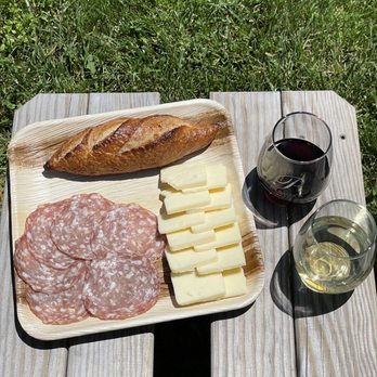 Paumanok - Wineries Near Me - Aquebogue, New York