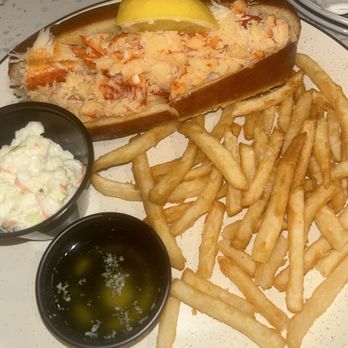 The Boat House - Lobster roll, it's a Connecticut style which is not my preferred style but it was good - Seafood Near Me - Ponte Vedra Beach, Florida The Boat House - Lobster roll, it's a Connecticut style which is not my preferred style but it was good - Seafood Near Me - Ponte Vedra Beach, Florida