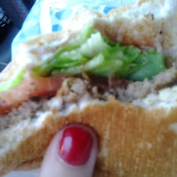 Jack in the Box - See this burger? It looks good. DO NOT LET IT DECEIVE YOU. Th value burger is a sad sad burger - Fast Food Near Me - Ontario, California