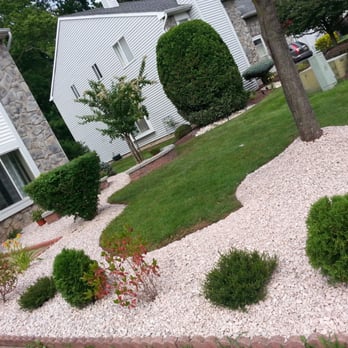 Sanchez Landscaping - a front yard of a house - Landscaping Near Me - Jamesburg, New Jersey Sanchez Landscaping - a front yard of a house - Landscaping Near Me - Jamesburg, New Jersey
