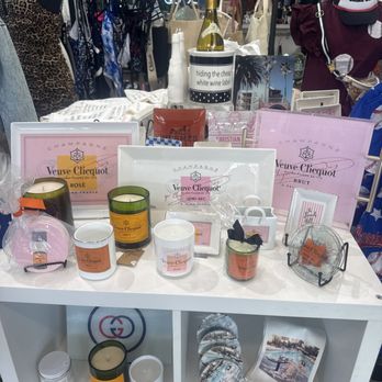 FOMO - Women's Clothing Near Me - Scottsdale, Arizona