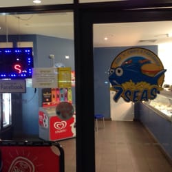 7 Seas Takeaway - Entrance
