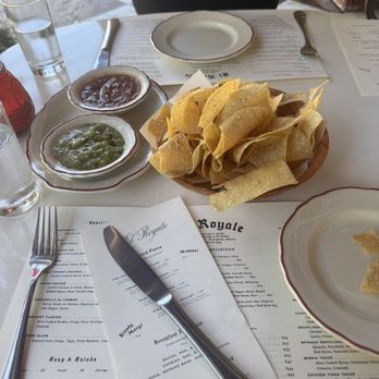 El Royale - Salsa (free) - Tex-Mex Near Me - Birmingham, Alabama El Royale - Salsa (free) - Tex-Mex Near Me - Birmingham, Alabama