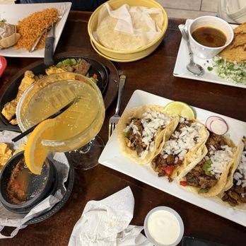 Mr Taco - peach margarita, que me ves tacos - Mexican Near Me - Meriden, Connecticut Mr Taco - peach margarita, que me ves tacos - Mexican Near Me - Meriden, Connecticut
