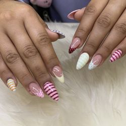 Highland Nails & Spa