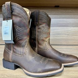 Nipomo Western Wear - Light weight boots