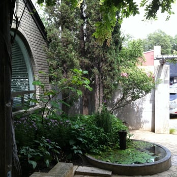 Hotel San José - Lovely Landscaped areas - Hotels Near Me - Austin, Texas