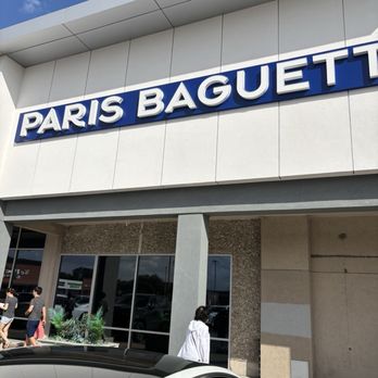 Paris Baguette - front of building - Bakeries Near Me - Houston, Texas