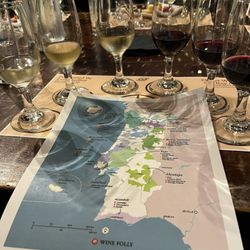 Planet Wine & Gourmet - Wine set up