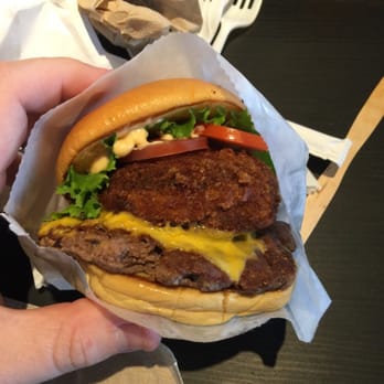 Shake Shack Winter Park - Shack Stack - Burgers Near Me - Winter Park, Florida