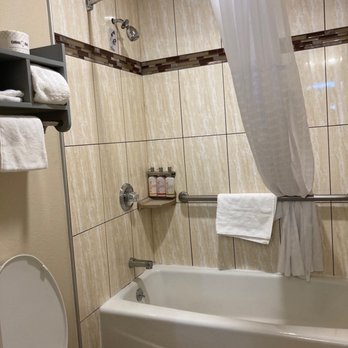 El Castell Motel - Hotels Near Me - Monterey, California