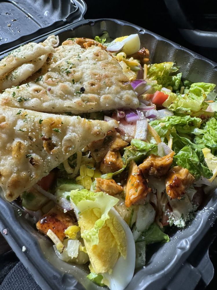 BEATZ AND EATZ RECORDING LOUNGE Updated August 2024 5730 Woodward