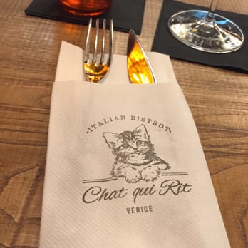 Chat Qui Rit - Love their cute logo with a cat - Wine Bars Near Me - Venezia, VE Chat Qui Rit - Love their cute logo with a cat - Wine Bars Near Me - Venezia, VE