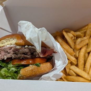 Geisthaus Brewing Company - Prosciutto wrapped burger and fries delivered from down the street - Breweries Near Me - Sacramento, California Geisthaus Brewing Company - Prosciutto wrapped burger and fries delivered from down the street - Breweries Near Me - Sacramento, California