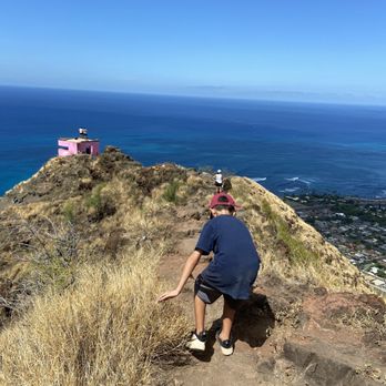 Pu'u'ohulu Kai - A bit narrow path to get to the last pill box . This picture is walking back. - Hiking Near Me - Waianae, Hawaii Pu'u'ohulu Kai - A bit narrow path to get to the last pill box . This picture is walking back. - Hiking Near Me - Waianae, Hawaii