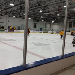 The RRRink - Sparta Black and Gold game