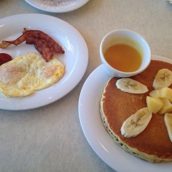 Citrus - Citrus Pancakes with orange glaze MY FAVE. - American Near Me - Virginia Beach, Virginia