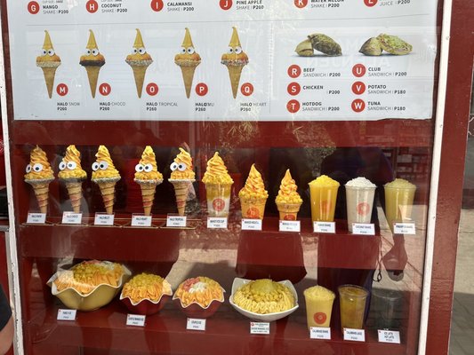 Halomango beach by null