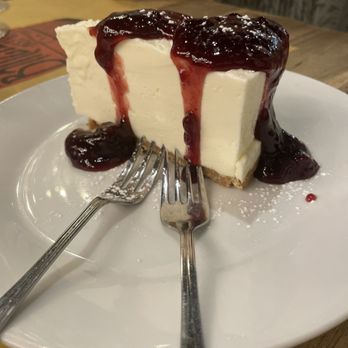 Barzilai - Salad Near Me - Rome, RM
