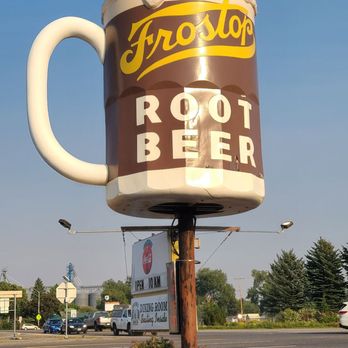 Frostop Drive In - a large mug on a pole - Fish & Chips Near Me - Ashton, Idaho Frostop Drive In - a large mug on a pole - Fish & Chips Near Me - Ashton, Idaho
