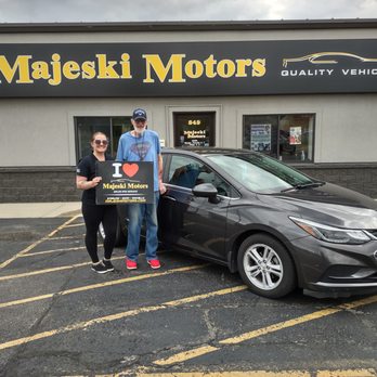 Majeski Motors - Me & Mel with "Tom Cruze" - Used Car Dealers Near Me - Dixon, Illinois Majeski Motors - Me & Mel with "Tom Cruze" - Used Car Dealers Near Me - Dixon, Illinois