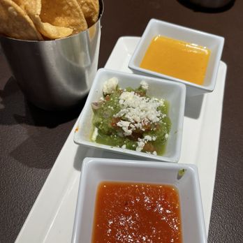 Mesero - Oak, Oklahoma City - Complimentary chips and dips - Mexican Near Me - Oklahoma City, Oklahoma Mesero - Oak, Oklahoma City - Complimentary chips and dips - Mexican Near Me - Oklahoma City, Oklahoma