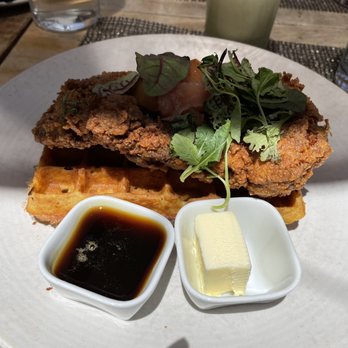 Akasha - Fried chicken and waffle - Caterers Near Me - Culver City, California Akasha - Fried chicken and waffle - Caterers Near Me - Culver City, California