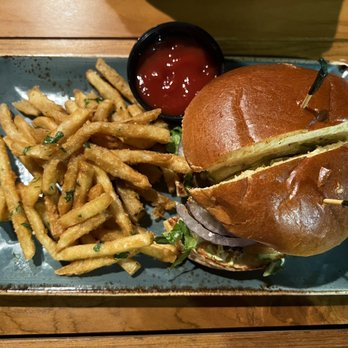 TownHall - Grass-Fed Cheeseburger - New American Near Me - Cleveland, Ohio TownHall - Grass-Fed Cheeseburger - New American Near Me - Cleveland, Ohio